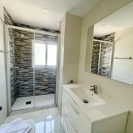 Coblanca Levante Seafront Apartment *